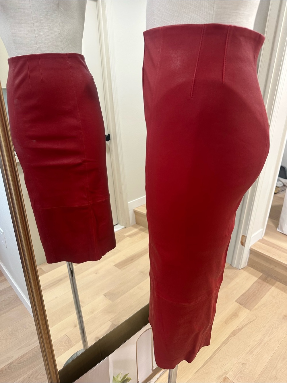 NWT Veronica Beard Kaliyah Lambskin Leather Pencil Skirt Vintage Red Size 4 Midi - Picture 6 of 14